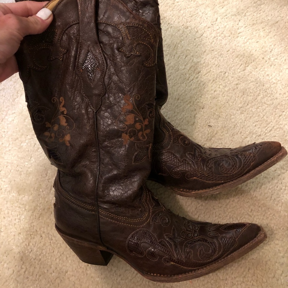 Vintage corral cowgirl boots. Sz 7.5 women’s  new